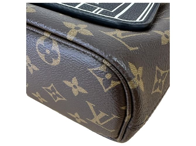 Borsa Tote Louis Vuitton Neverfull Inside Out BB Marrone - vista 7