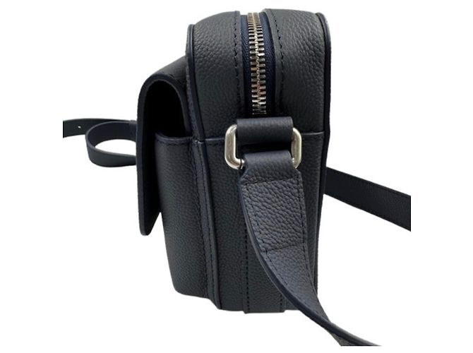 Borsa a tracolla in pelle Louis Vuitton Boarding Blu navy - vista 4