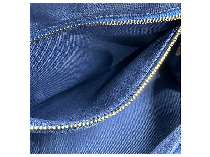 Borsa a mano Prada Canapa blu in tela - vista 10