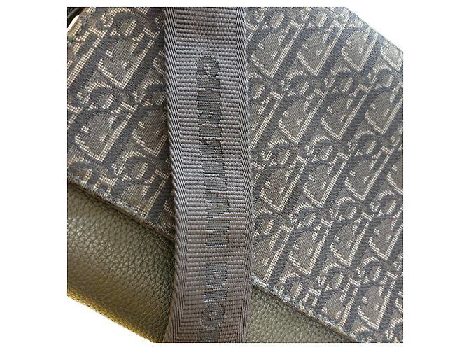 Mini bolsa mensageira Christian Dior Saddle Flap em lona Oblique e couro Azul - vista 3