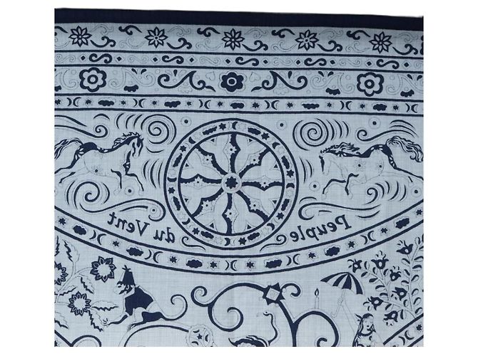 Hermès HERMES Carre 140 Scarf "Peuple Du Vent" Cashmere Navy Auth hk3921M Blu navy - vista 3