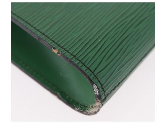 Clutch LOUIS VUITTON Epi Art Deco Green M52634 LV Auth 191535 Verde - vista 8