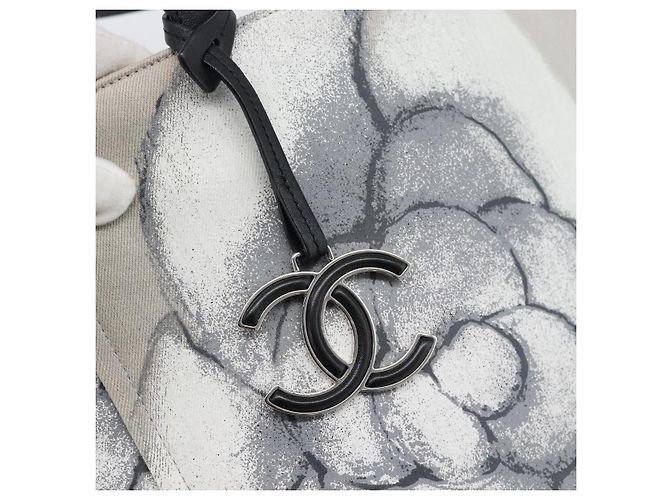 CHANEL Camelia Tote Bag Canvas Weiß Silber CC Auth 190607V - Ansicht 17