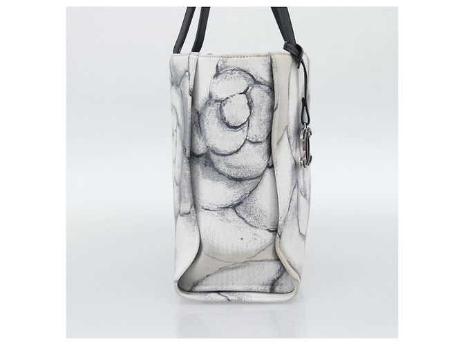 CHANEL Camelia Tote Bag Canvas Weiß Silber CC Auth 190607V - Ansicht 3