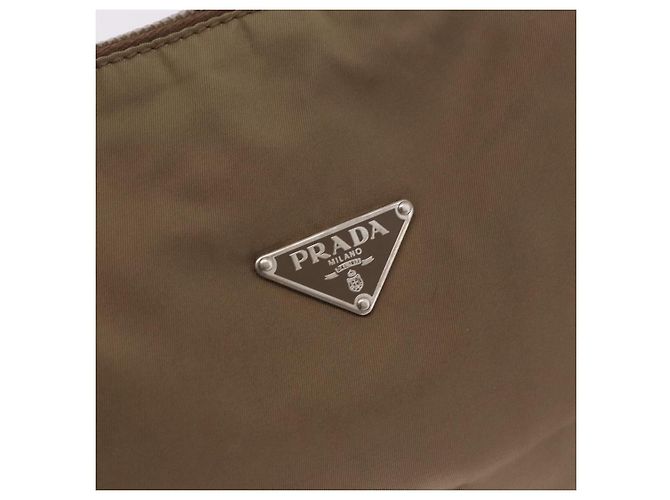 Borsa a Spalla PRADA Nylon Verde Argento Auth 189427 - vista 18