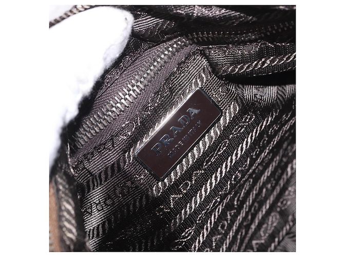 Borsa a Spalla PRADA Nylon Verde Argento Auth 189427 - vista 19