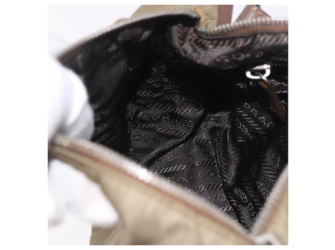 Borsa a Spalla PRADA Nylon Verde Argento Auth 189427 - vista 21