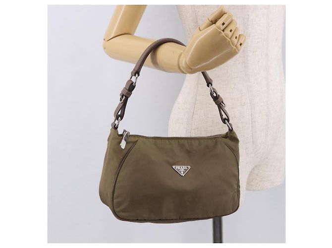 Borsa a Spalla PRADA Nylon Verde Argento Auth 189427 - vista 24
