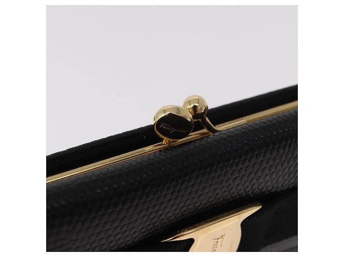Portafoglio lungo Vala in pelle nero e oro Salvatore Ferragamo Auth 188659A - vista 18