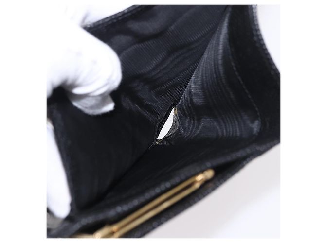 Portafoglio lungo Vala in pelle nero e oro Salvatore Ferragamo Auth 188659A - vista 9
