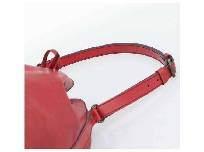 Borsa a Spalla LOUIS VUITTON Epi Petit Noe Rosso M44107 LV Auth 186393 - vista 14