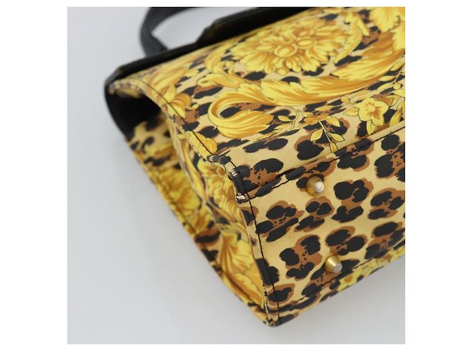 Borsa Gianni Versace in PVC e tela Giallo Oro Auth 190811 D'oro - vista 15