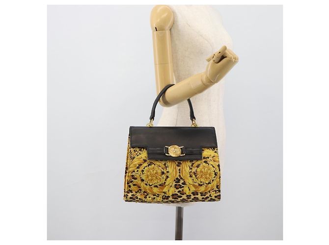 Borsa Gianni Versace in PVC e tela Giallo Oro Auth 190811 D'oro - vista 23