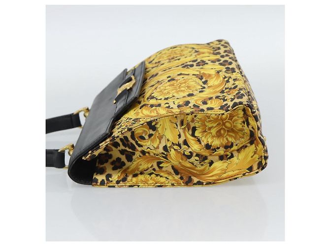 Borsa Gianni Versace in PVC e tela Giallo Oro Auth 190811 D'oro - vista 3
