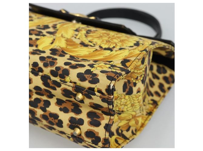 Borsa Gianni Versace in PVC e tela Giallo Oro Auth 190811 D'oro - vista 8