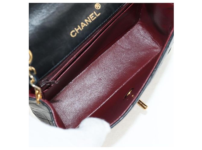 CHANEL Matelasse Chain Shoulder Bag Lamb Skin Black Gold CC Auth 146079SAV Nero D'oro - vista 20