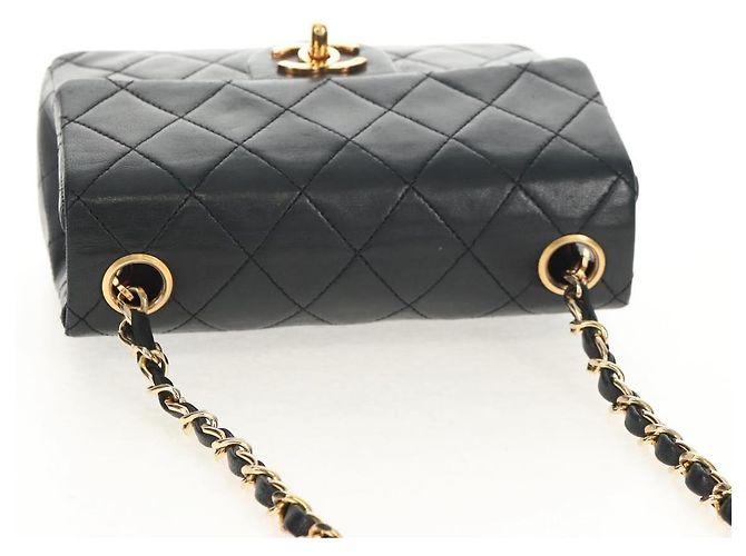 CHANEL Matelasse Chain Shoulder Bag Lamb Skin Black Gold CC Auth 146079SAV Nero D'oro - vista 6