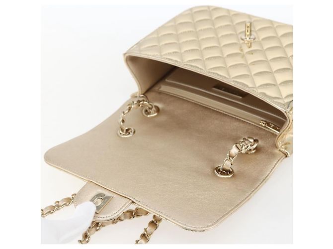CHANEL Matelasse Rucksack Lackleder Gold CC Auth 169659SM Golden - Ansicht 16