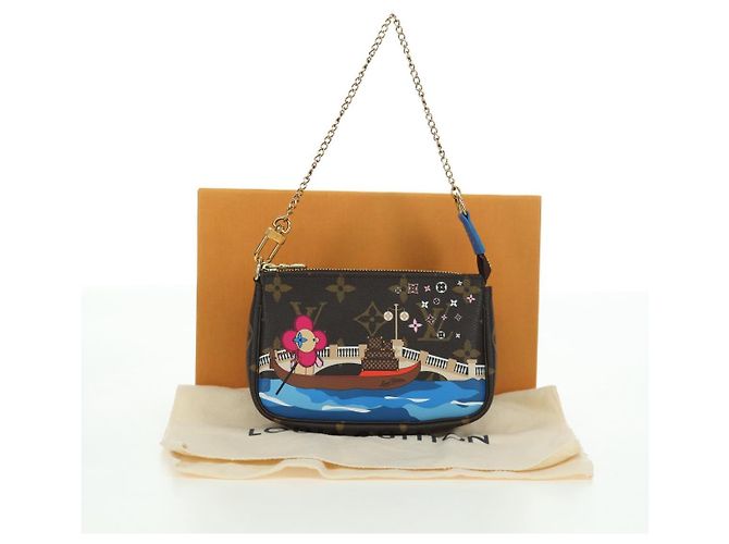 LOUIS VUITTON Monogram Vivienne Mini Pochette Accessoires M68489 Auth BSZ703SAM Monograma - vista 25