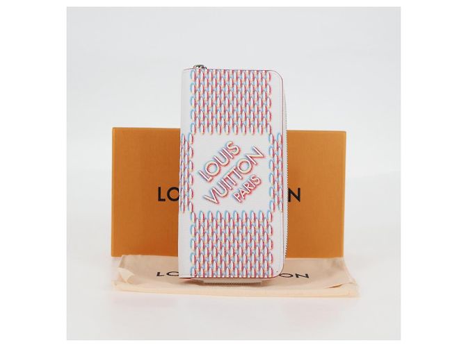 LOUIS VUITTON Damier Spray Zippy Wallet Vertical White M81403 LV Auth 126654SM Bianco - vista 12