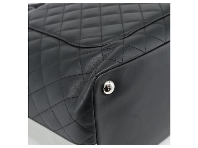 CHANEL Cambon Line Matelasse Tote Bag Pelle Nera Argento CC Auth ka4895SAM Nero - vista 17
