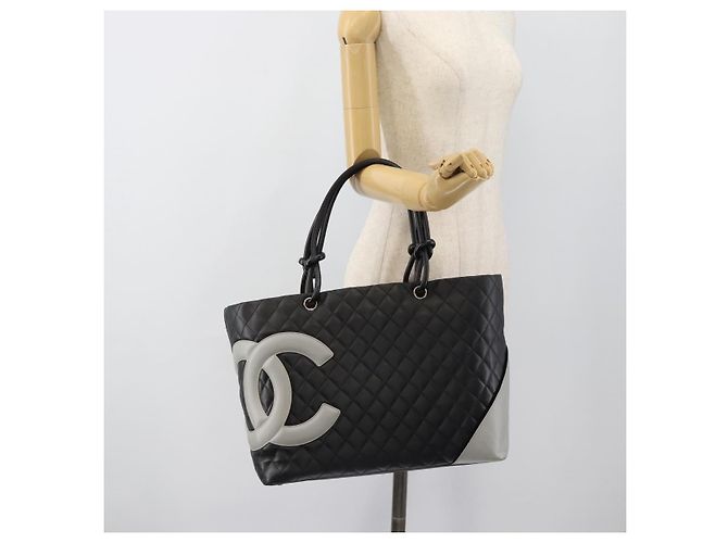 CHANEL Cambon Line Matelasse Tote Bag Pelle Nera Argento CC Auth ka4895SAM Nero - vista 27