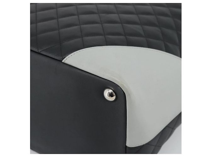 CHANEL Cambon Line Matelasse Tote Bag Pelle Nera Argento CC Auth ka4895SAM Nero - vista 9