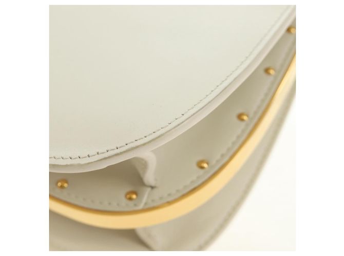Borsa a Spalla Christian Dior Bobby Pelle Bianca e Oro Auth 189798M Bianco D'oro - vista 18