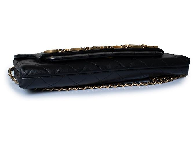 Chanel, Clutch con patta e logo a catena Nero D'oro - vista 3