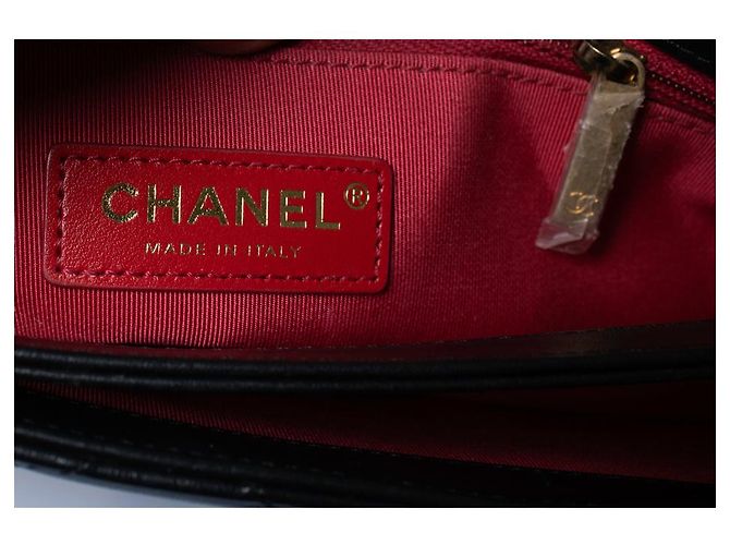 Chanel, Clutch con patta e logo a catena Nero D'oro - vista 8
