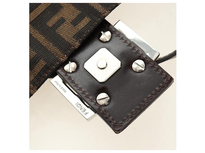FENDI Zucca Canvas Mamma Baguette Shoulder Bag Black Brown Auth 190478V Marrone Nero - vista 9