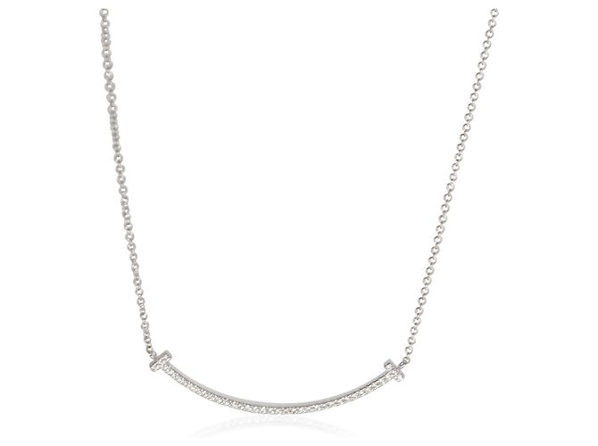 Collana Tiffany T Smile di Tiffany & Co. in oro bianco e diamanti, modello piccolo - vista 4