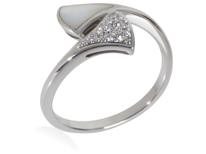 Bulgari BVLGARI Diva's Dream Ring aus Weißgold, Perlmutt und Diamanten - Ansicht 2