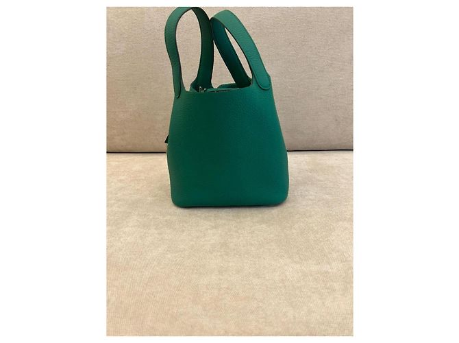 Hermès Picotin Lock 18 en cuir Taurillon Clémence Vert Vertigo - vue 2