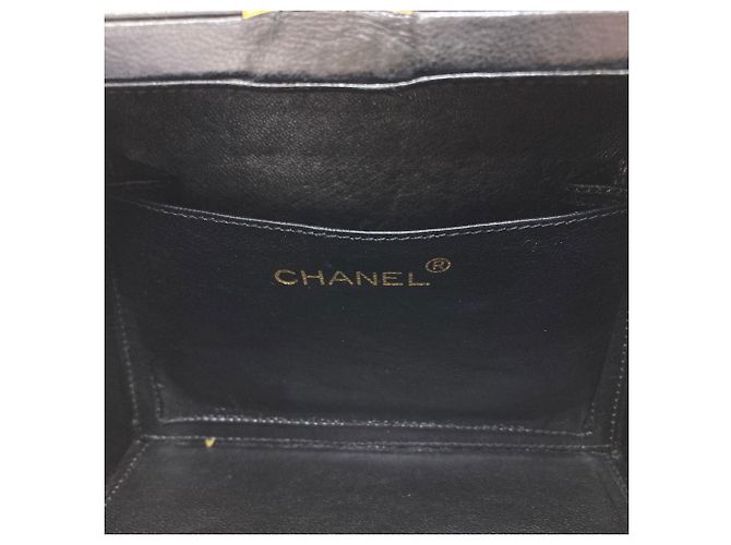 Borsa a tracolla Chanel Matelassé con finiture dorate Nero - vista 6