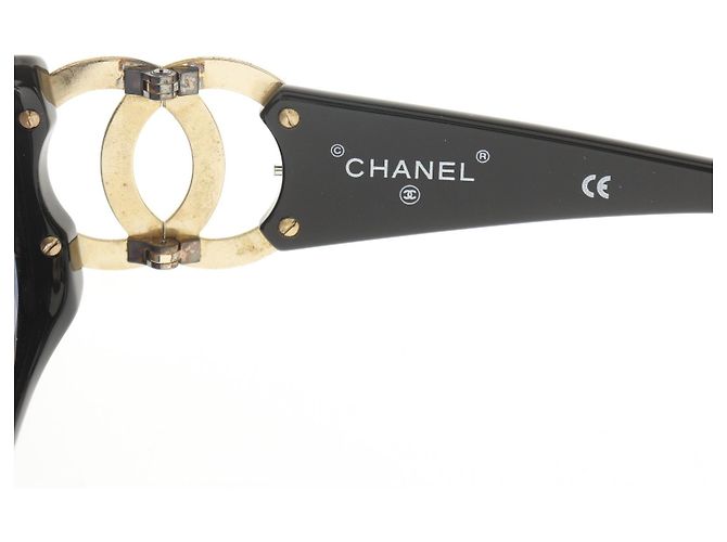 Logo CC Chanel in plastica Nero - vista 4