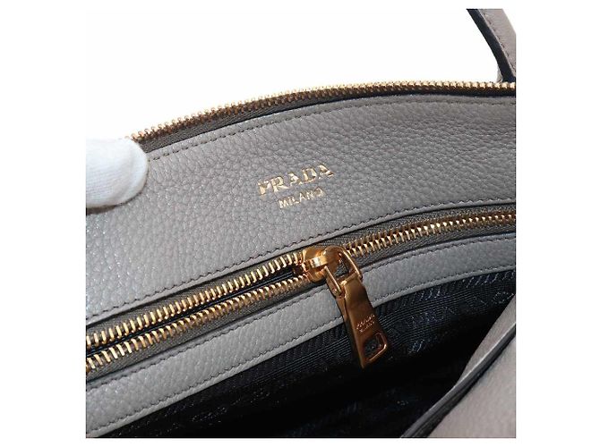 Borsa a mano in pelle grigia Prada Marrone - vista 8