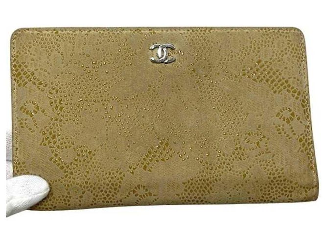 Chanel Bi-fold Long Wallet in Beige - Ansicht 10