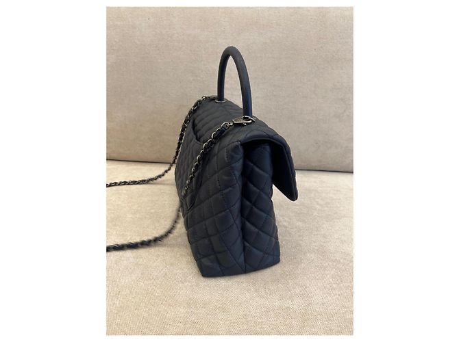 Coco Handle Borsa Chanel Classic Flap in pelle caviar blu navy Blu scuro - vista 6