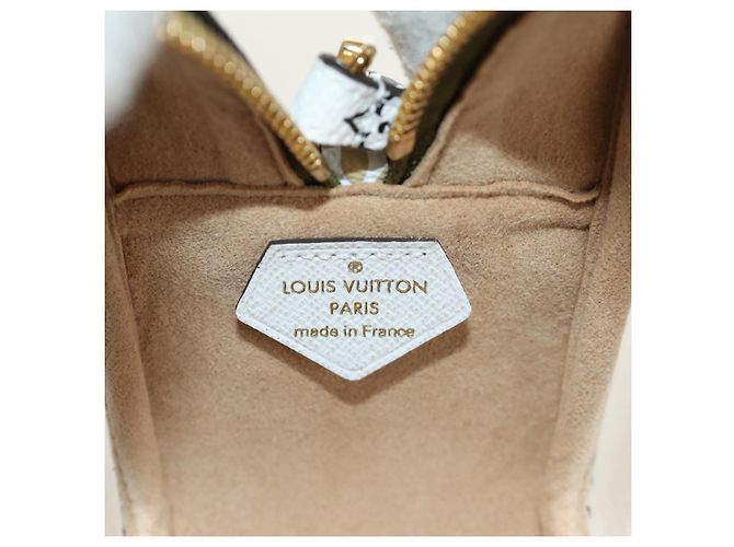 Louis Vuitton Beach Limited Edition Colored Monogram Giant Verde - vista 6