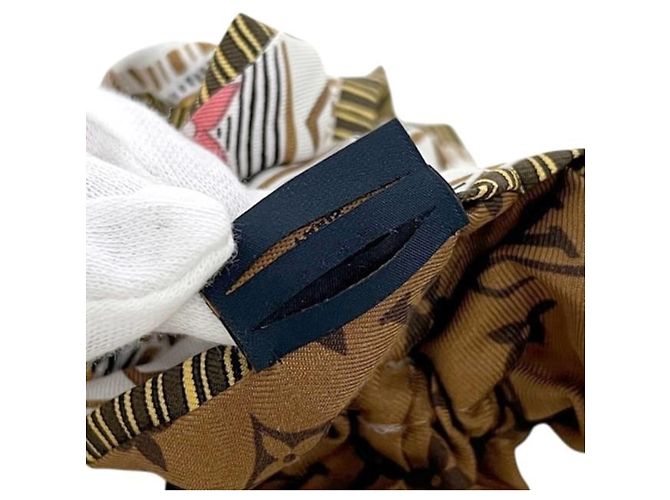 Scrunchie in seta marrone e bianco con monogramma Louis Vuitton - vista 6