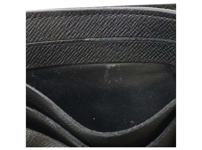 Carteira bi-fold Louis Vuitton Taiga Portefeuille Marco NM Preto - vista 9