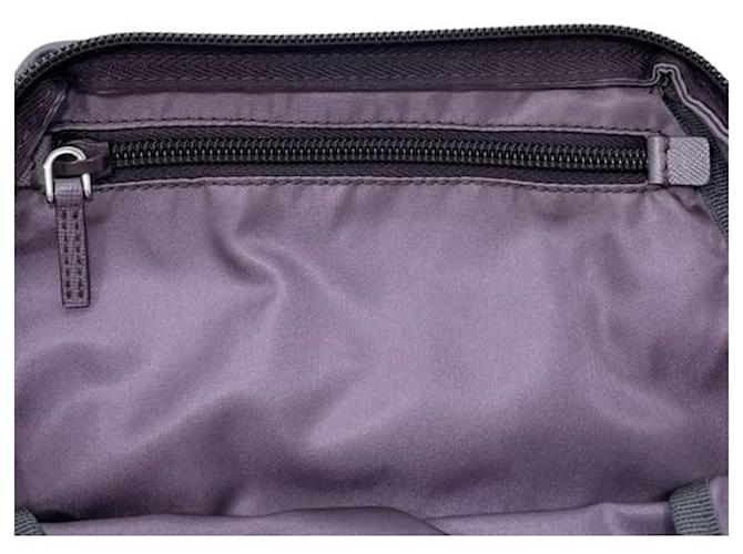 Pochette in nylon viola Prada Porpora - vista 5