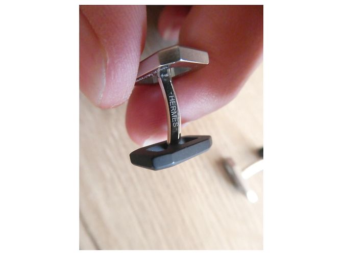 Gemelli Hermès in acciaio argentato spazzolato e PVD nero opaco, nuovo Silver hardware - vista 10