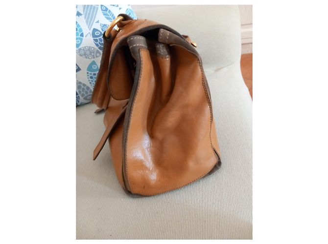 Borsa Yves Saint Laurent Muse Two in pelle color cuoio Marrone - vista 10