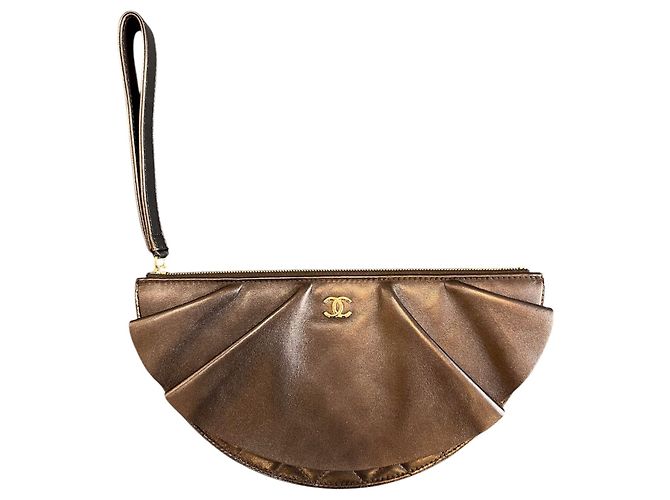 Cambon Clutch Wave in agnello trapuntato Chanel 2019 - vista 2