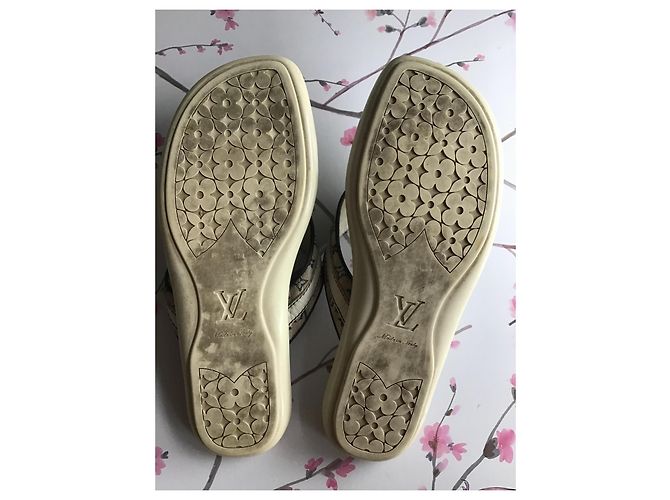 Infradito Louis Vuitton Mini Lin Monogram Bianco - vista 14