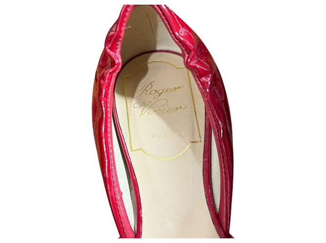 Décolleté basse in vernice Roger Vivier Rosso - vista 9