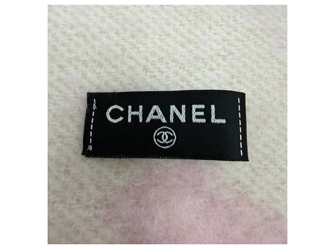 Stola in cashmere e seta rosa Chanel - vista 8