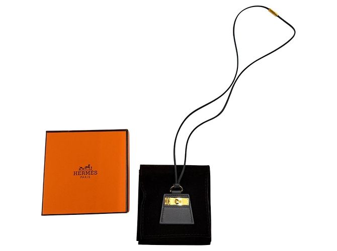 Hermès Monpetit Kelly PM Lederhalskette Schwarz - Ansicht 2